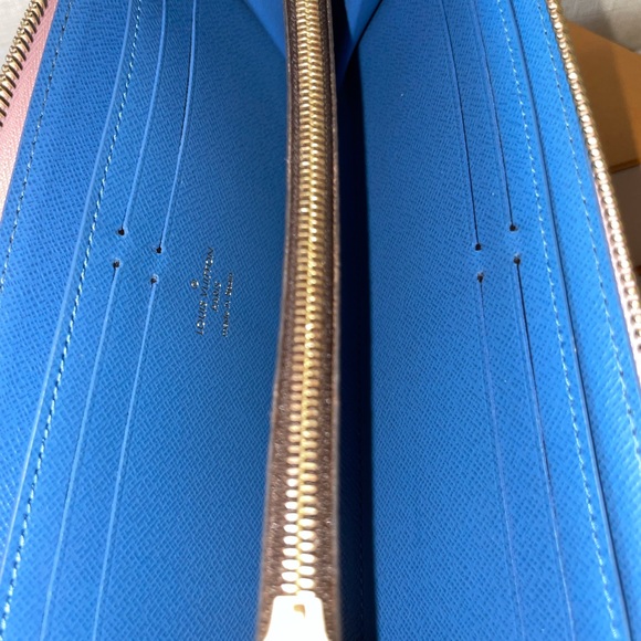 LOUIS VUITTON CLEMENCE WALLET BLOOMING FLOWER - Picture 16 of 16